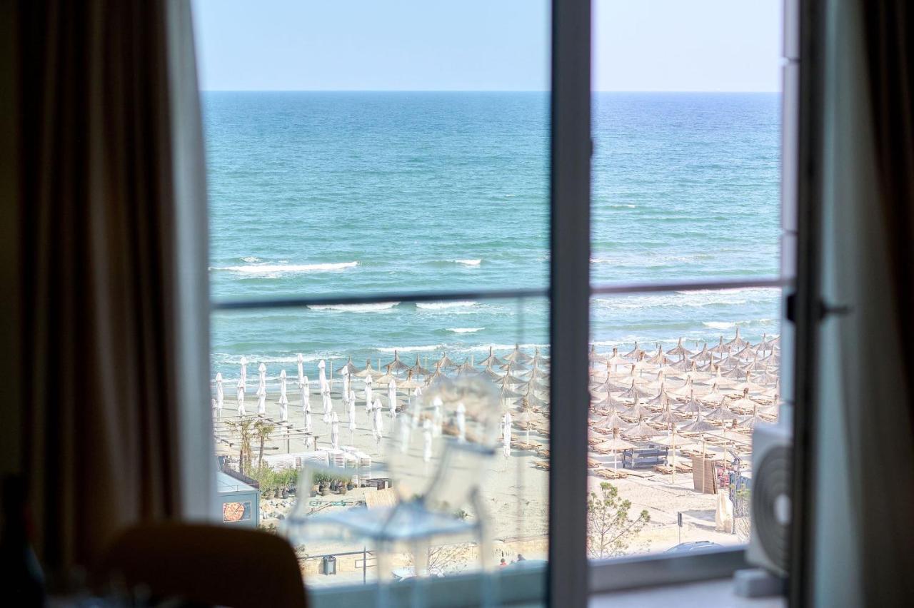 Seaview Luxury Studio In Infinity Beach Resort 마마이아 외부 사진