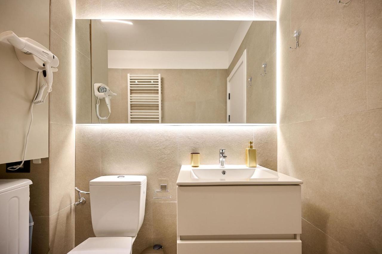 Seaview Luxury Studio In Infinity Beach Resort 마마이아 외부 사진